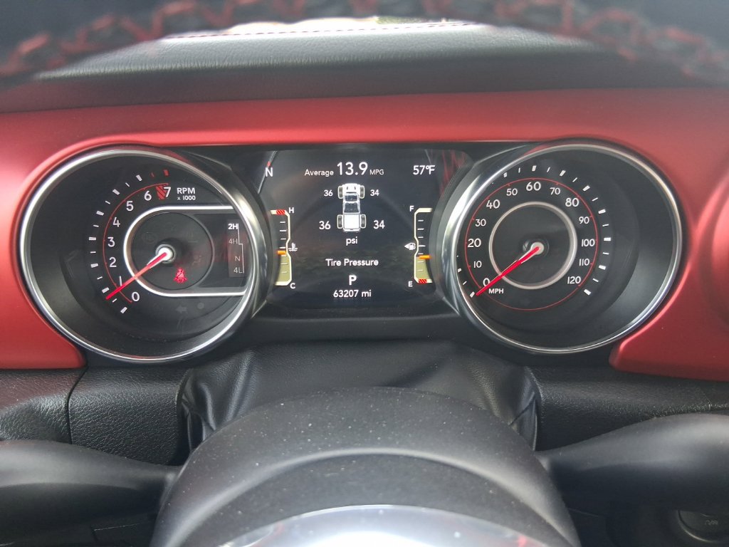 Used 2022 Jeep Gladiator Rubicon w/ Cold Weather Group AWD/4WD image 43
