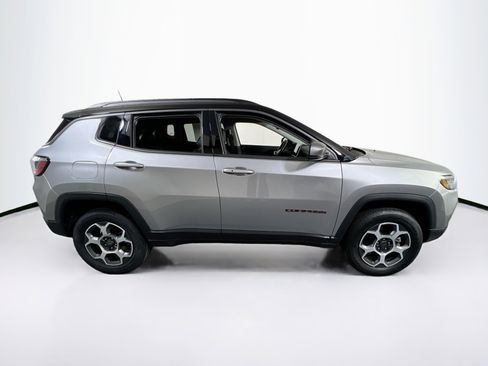 Used 2022 Jeep Compass Trailhawk w/ Trailhawk Convenience Group image 4