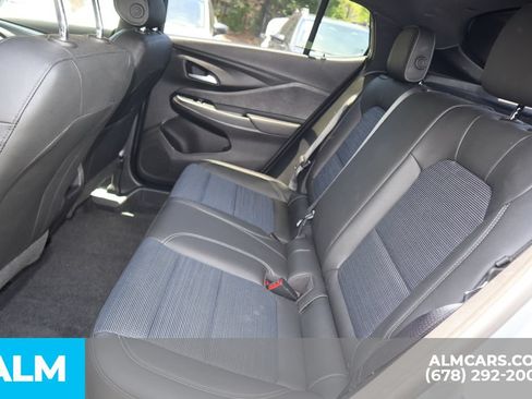 Used 2025 Buick Envista Preferred FWD image 17