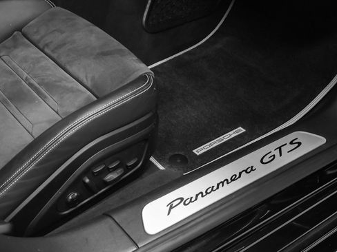 Certified 2023 Porsche Panamera GTS AWD/4WD image 21