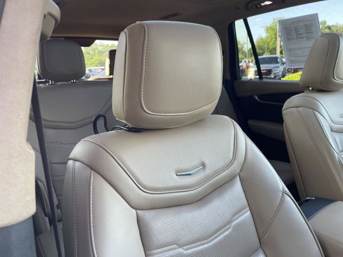 Used 2020 Cadillac XT6 Sport w/ Platinum Package AWD/4WD image 40