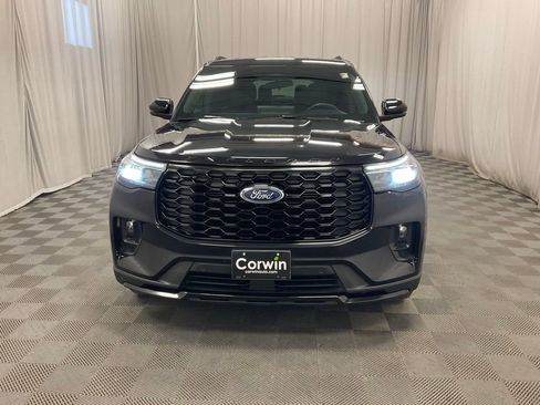 Used 2025 Ford Explorer ST-Line image 7