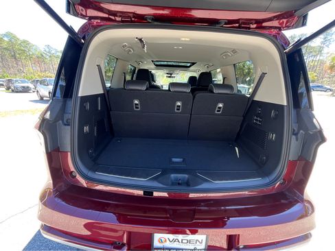 New 2025 INFINITI QX80 Luxe image 33