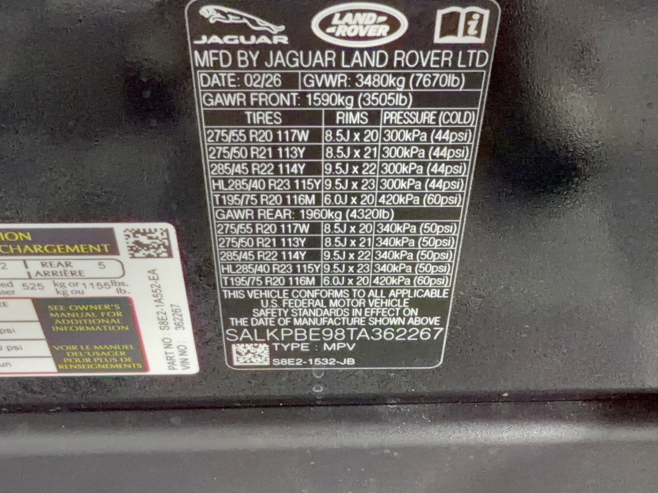 New 2026 Land Rover Range Rover Long Wheelbase SE AWD/4WD image 31
