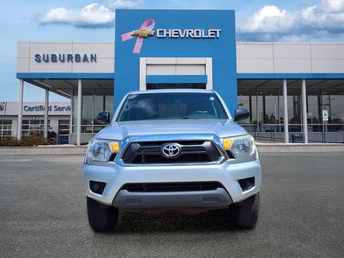 Used 2012 Toyota Tacoma 4x4 Access Cab w/ SR5 Pkg image 2