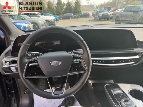 Used 2024 Cadillac Lyriq Tech AWD/4WD image 21