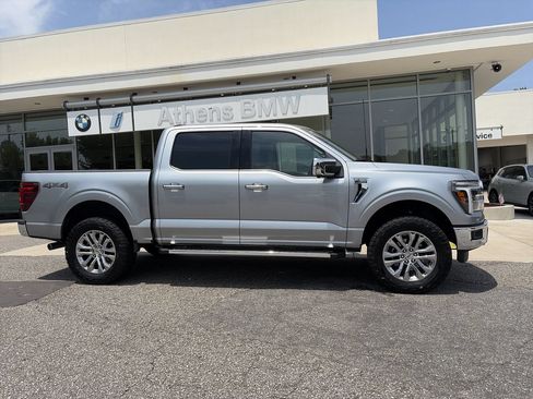 Used 2025 Ford F150 Lariat w/ Equipment Group 501A Mid AWD/4WD image 9