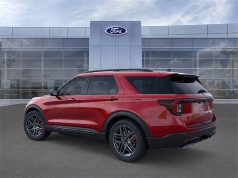 Used 2025 Ford Explorer ST-Line w/ Premium Package image 4
