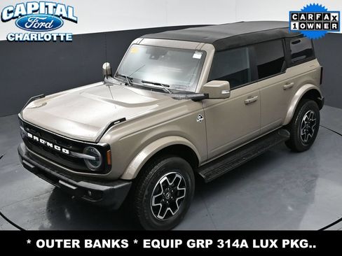 Used 2025 Ford Bronco Outer Banks AWD/4WD image 29