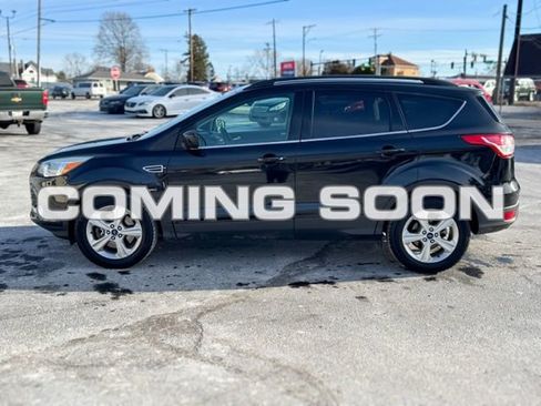 Used 2014 Ford Escape SE w/ Equipment Group 201A image 4