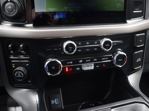 Used 2024 Ford F150 XLT w/ Equipment Group 302A MID image 11