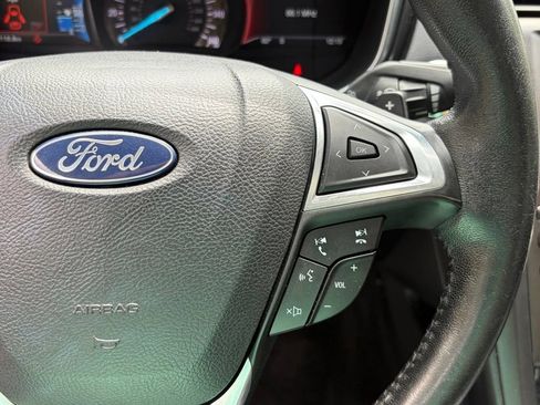 Used 2018 Ford Fusion Titanium AWD/4WD image 22