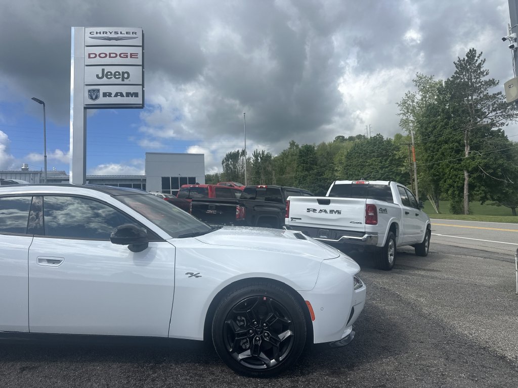 New 2026 Dodge Charger R/T AWD/4WD image 2