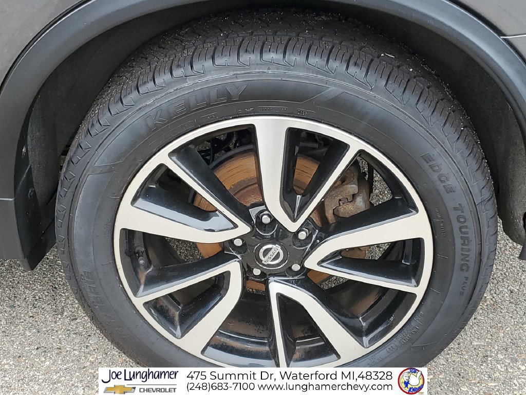Used 2019 Nissan Rogue SL FWD image 33