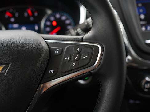 Used 2024 Chevrolet Equinox LT FWD image 27