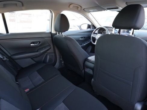 New 2025 Nissan Sentra SR image 16