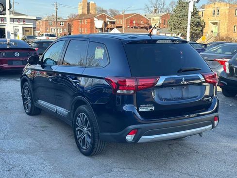 Used 2016 Mitsubishi Outlander SE image 8