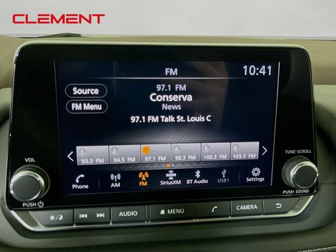 Used 2023 Nissan Rogue SV AWD/4WD image 19