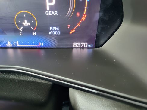 Used 2024 Chevrolet Colorado LT image 27