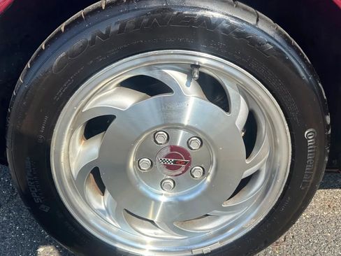 Used 1993 Chevrolet Corvette Coupe image 38