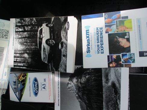 Used 2013 Ford Explorer XLT AWD/4WD image 31
