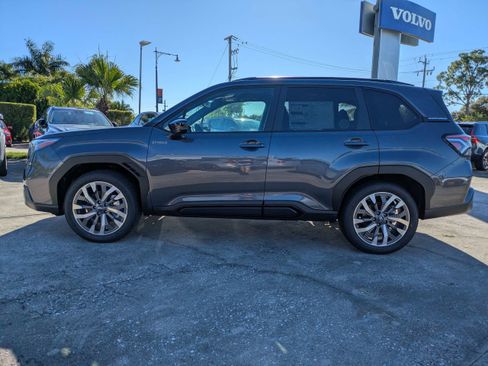 New 2025 Subaru Forester Touring image 7