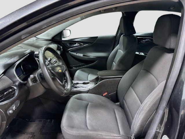 Used 2016 Chevrolet Malibu LT FWD image 17