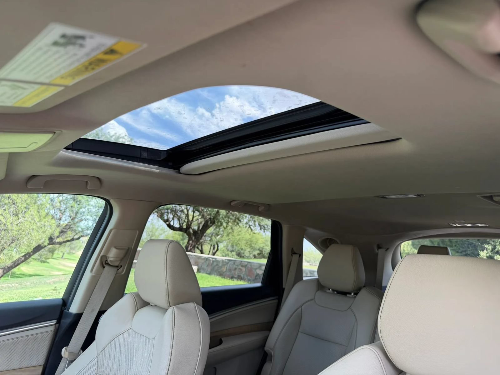Used 2019 Acura MDX w/ Technology Package FWD image 17