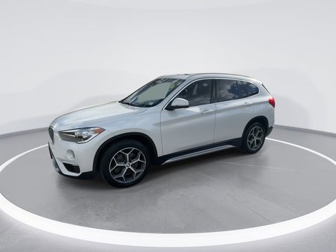 Used 2019 BMW X1 xDrive28i w/ Convenience Package image 8
