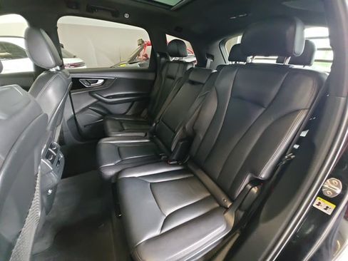Used 2019 Audi Q7 3.0T Premium Plus w/ Premium Plus Package AWD/4WD image 22