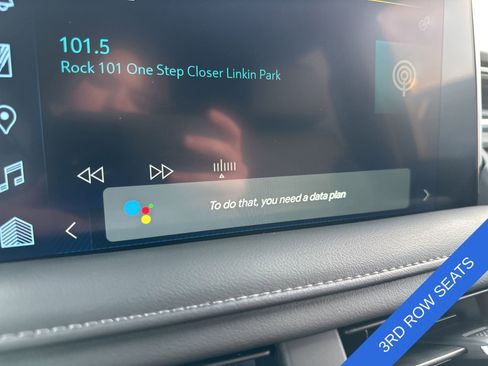 Used 2023 Chevrolet Suburban LT image 46