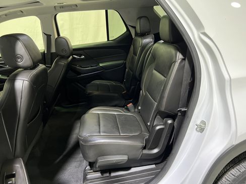 Certified 2020 Chevrolet Traverse LT w/ LT Premium Package image 17