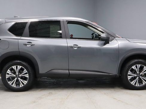 Certified 2023 Nissan Rogue SV image 14