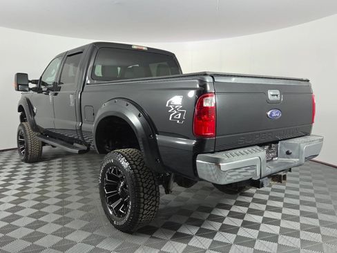 Used 2015 Ford F250 XLT AWD/4WD image 6
