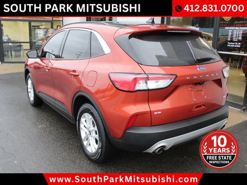 Used 2020 Ford Escape SE image 7