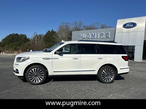 Used 2021 Lincoln Navigator Reserve w/ Luxury Package image 4