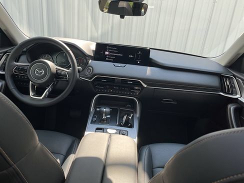 Certified 2026 MAZDA CX-70 3.3 Turbo w/ Preferred Package AWD/4WD image 18