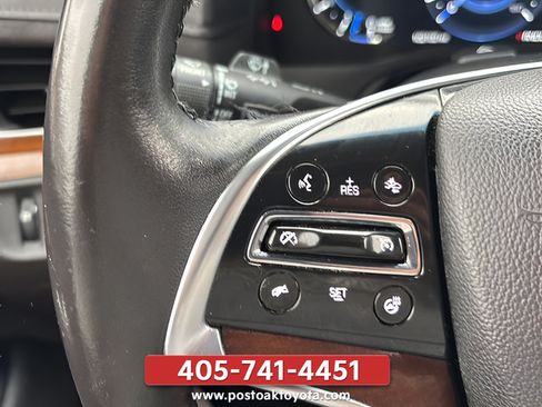 Used 2020 Cadillac Escalade Luxury w/ Escalade Sport Edition AWD/4WD image 23