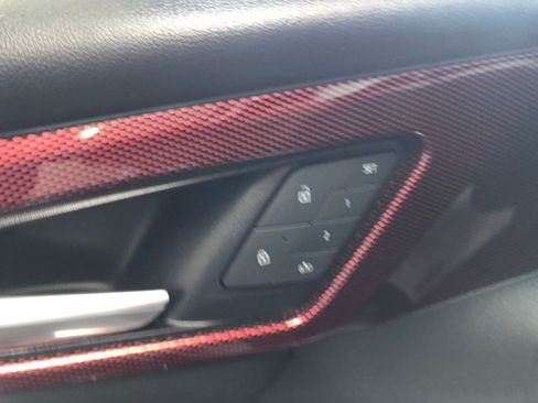 Used 2024 Chevrolet Traverse RS image 18