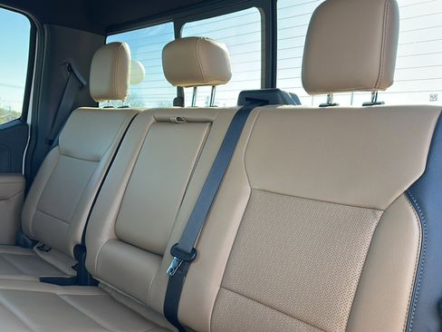 Used 2026 Ford F350 Lariat w/ Chrome Package image 19