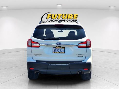 Used 2019 Subaru Ascent Touring AWD/4WD image 5