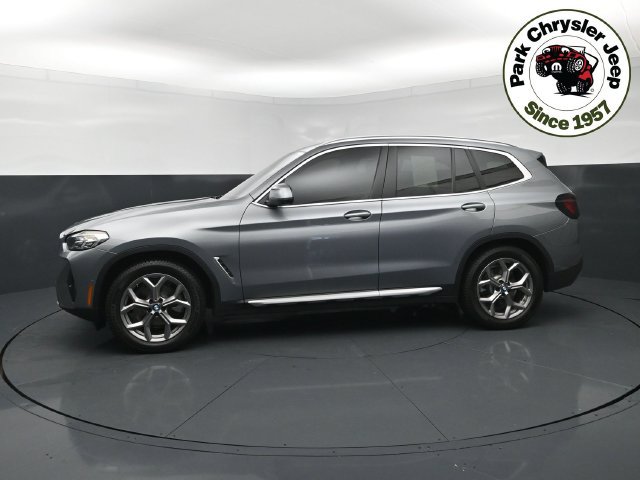 Used 2023 BMW X3 xDrive30i AWD/4WD image 2