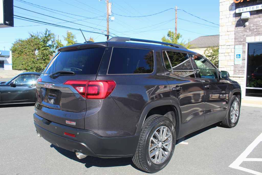 Used 2017 GMC Acadia SLE w/ Driver Alert Package I AWD/4WD image 5