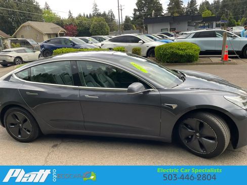 Used 2018 Tesla Model 3 Long Range image 12