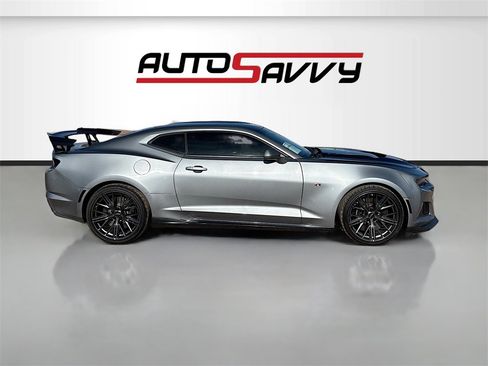 Used 2024 Chevrolet Camaro SS image 8