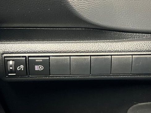 Certified 2022 Toyota Corolla XSE FWD image 29