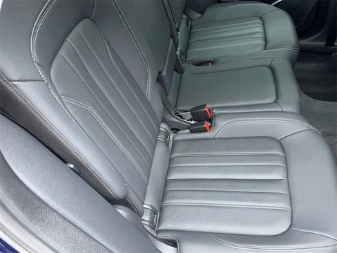 Used 2022 Audi Q5 2.0T Premium w/ Convenience Package image 52