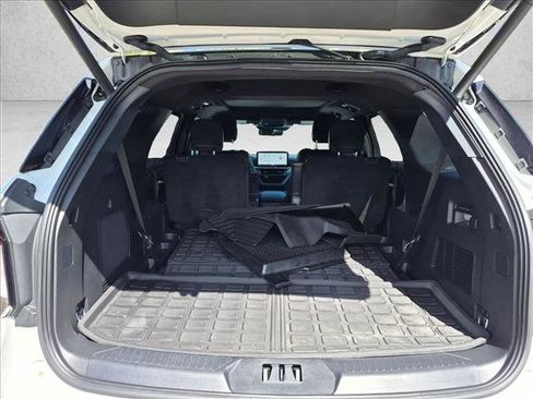 Used 2025 Ford Explorer ST AWD/4WD image 6