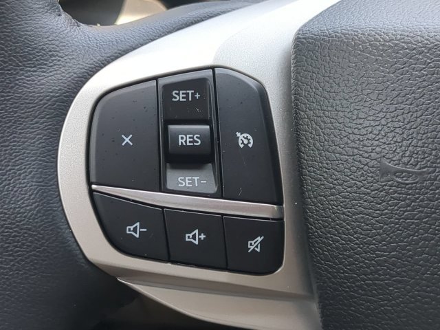 Used 2023 Ford Explorer XLT w/ Equipment Group 202A AWD/4WD image 23