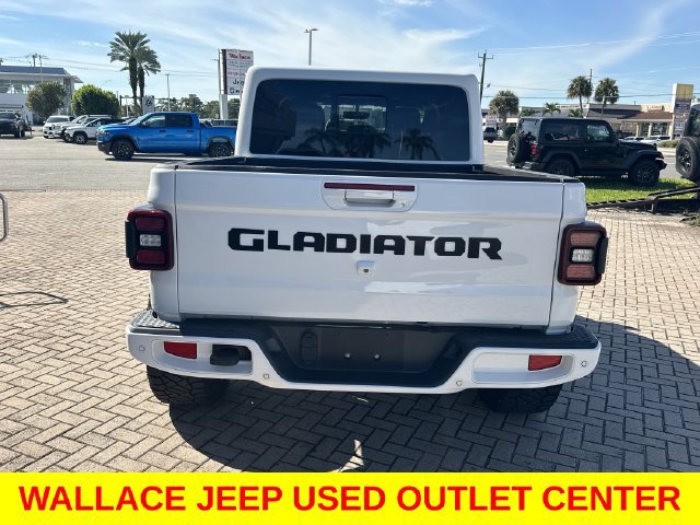 Used 2021 Jeep Gladiator Overland AWD/4WD image 8